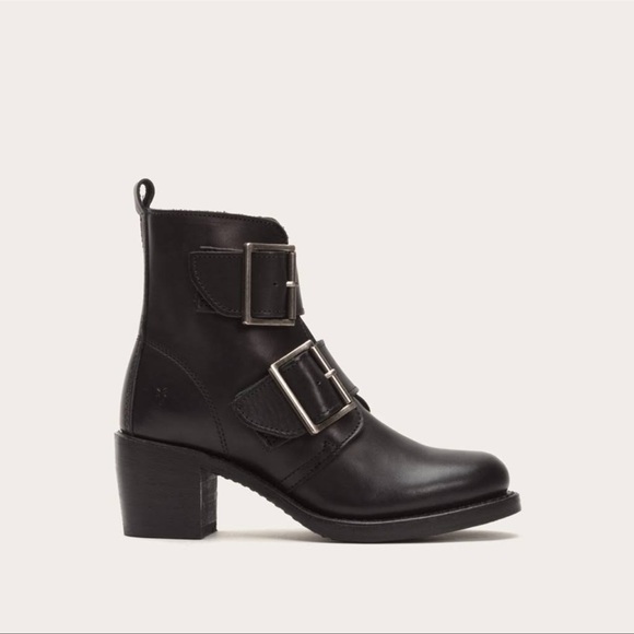 Frye Sabrina Double Buckle Vintage Academia Black Leather Block Heel Ankle Boot - Picture 2 of 16
